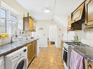 Photo 16- click for photo gallery